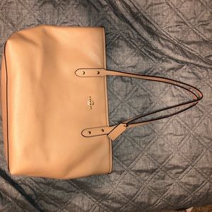 Coach medium tote purse